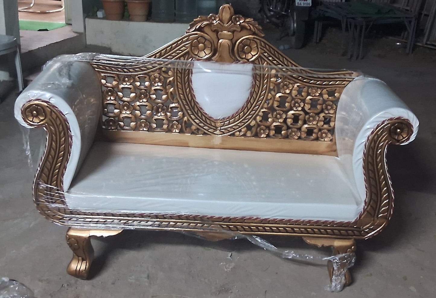 Maharaja sofa