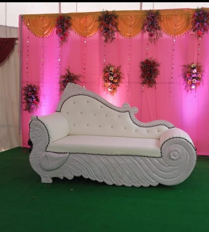 Maharaja Sofa - Tent Wala