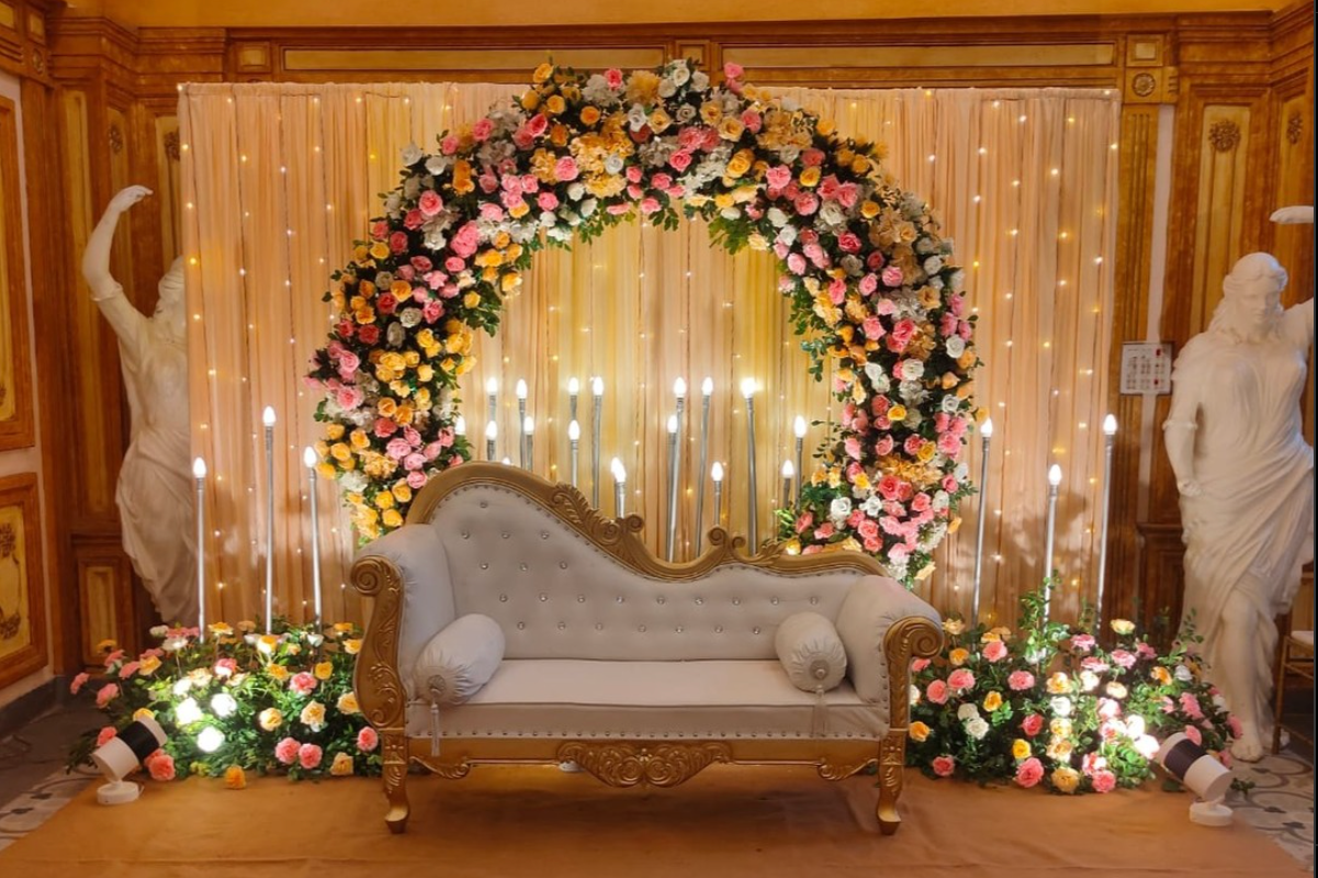 Maharaja Sofa