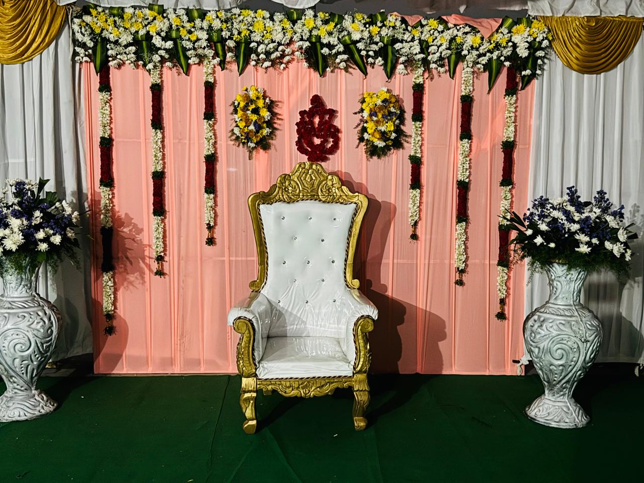 Maharaja chair for rent with Tentwala